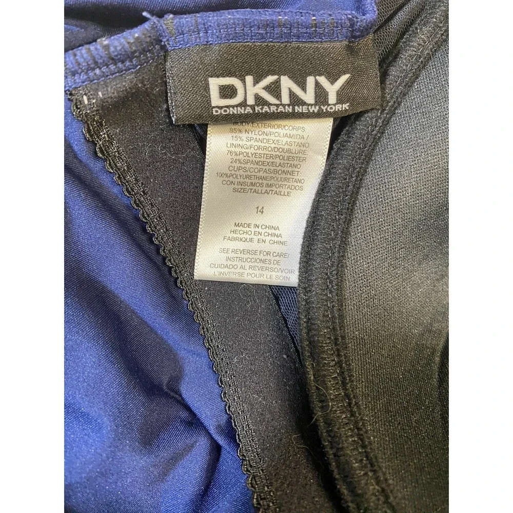 DKNY Women's Navy Blue Ruched One Piece Swimsuit Tummy Control Size 14 D71330 - Picture 3 of 6
